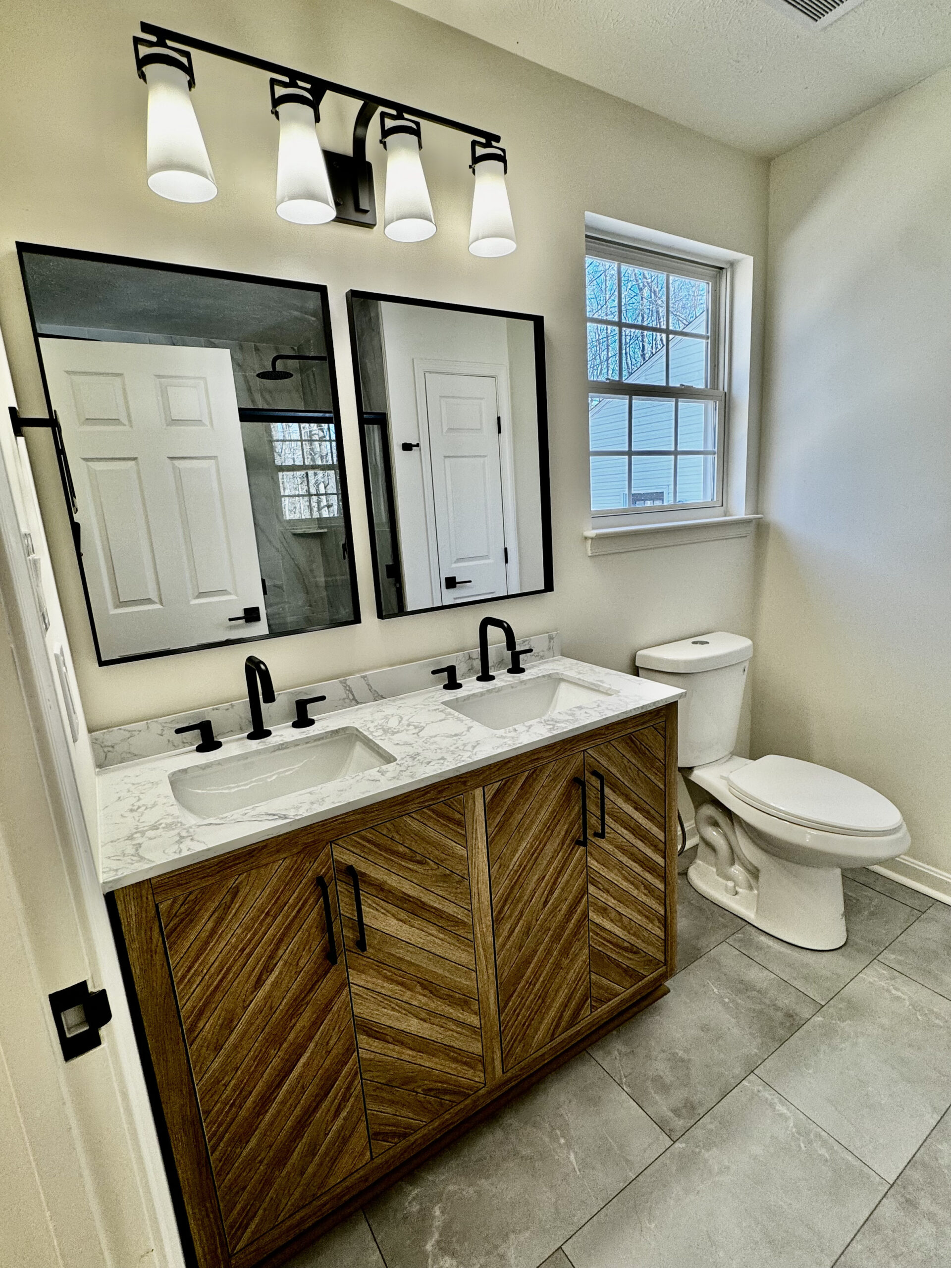 7F9C2179-6377-4A59-9438-45B9248FE0D9