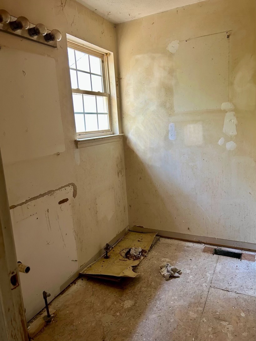 AC7EC581-4183-45DC-AF1A-8A4416888F86 AC7EC581-4183-45DC-AF1A-8A4416888F86